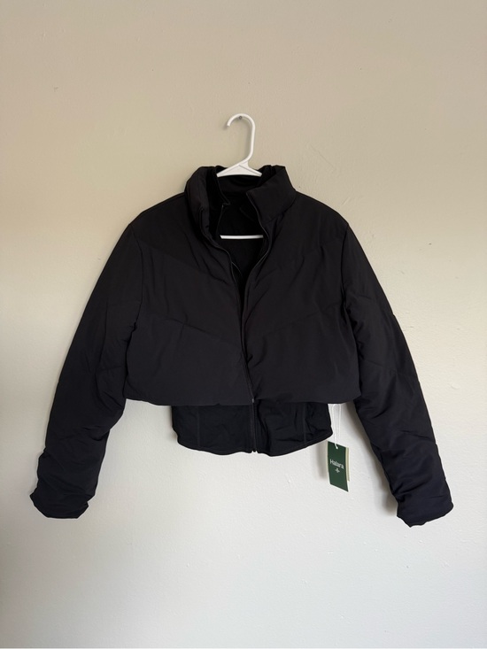 HALARA Jackets & Blazers - HALARA Black Cropped Puffer Jacket